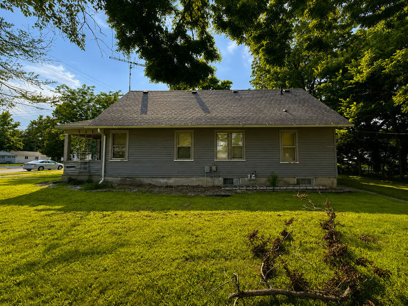 105 Central Ave W, Medford, MN 55049