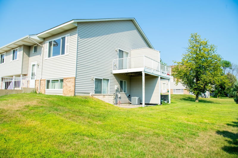 15872 Granada Ave, Apple Valley, MN 55124