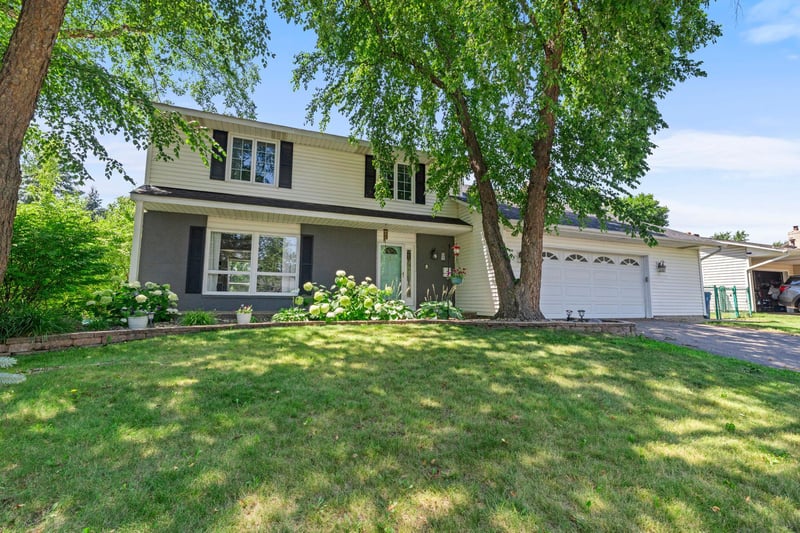 10500 Utah Rd, Bloomington, MN 55438