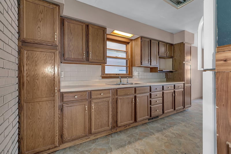 1804 7 1/2 St SW, Willmar, MN 56201