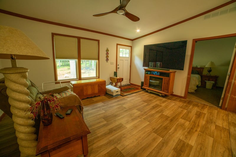 4452 Boone Point Rd NW, Hackensack, MN 56452