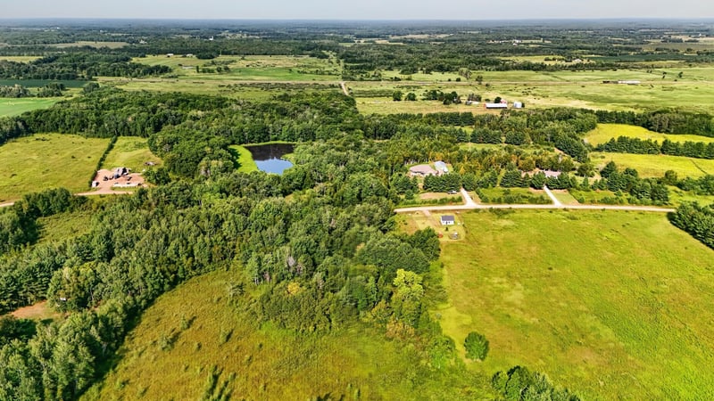 27048 Hawthorn Rd #2039, Hinckley, MN 55037