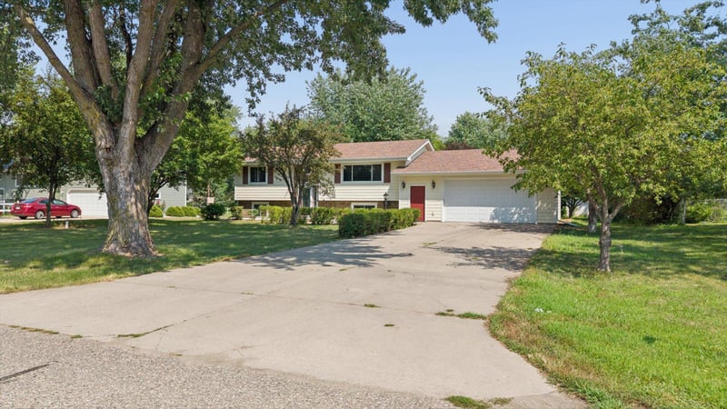 3066 Aadland Ave NE, Buffalo, MN 55313