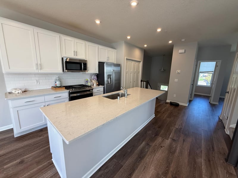 2851 Lexington Pl N, Roseville, MN 55113