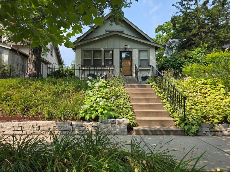 4124 11th Ave S, Minneapolis, MN 55407