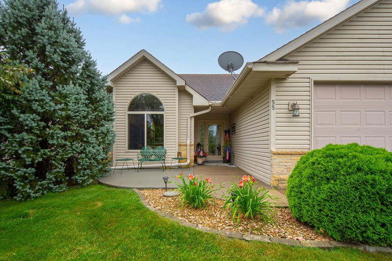 55 Egret Ln, Elysian, MN 56028