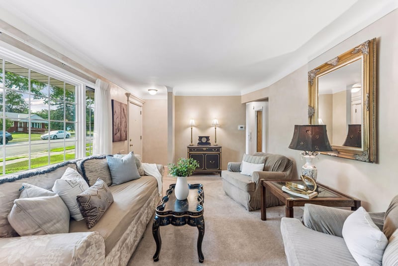 1225 Hall Ave, West Saint Paul, MN 55118