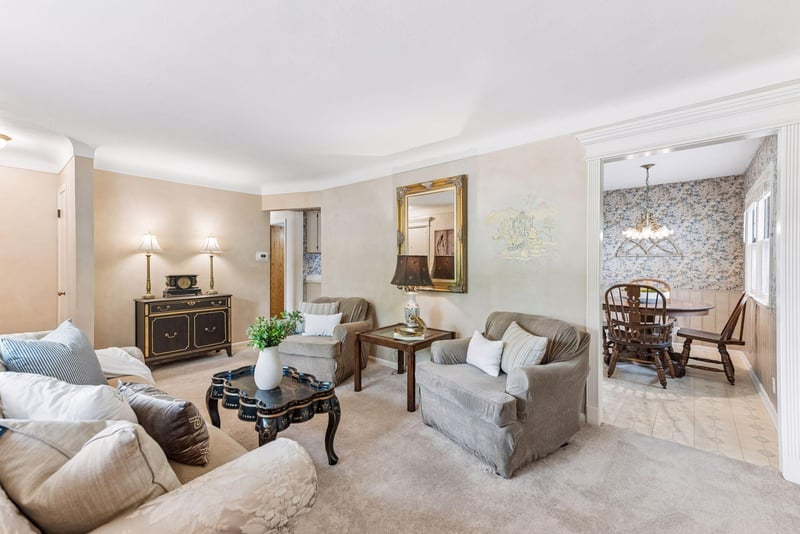 1225 Hall Ave, West Saint Paul, MN 55118