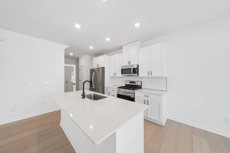 3517 Trails End Cir, Eagan, MN 55123