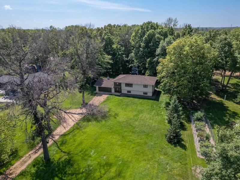 10638 Maple Ln, Corcoran, MN 55374