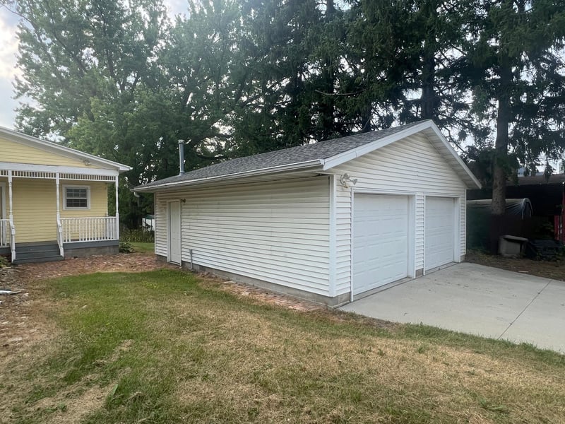 212 2nd Ave, Wanamingo, MN 55983