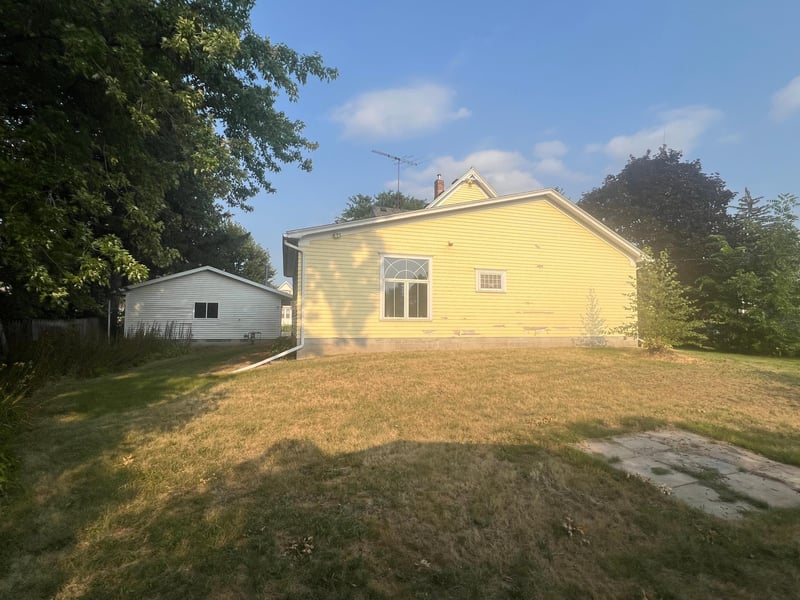 212 2nd Ave, Wanamingo, MN 55983