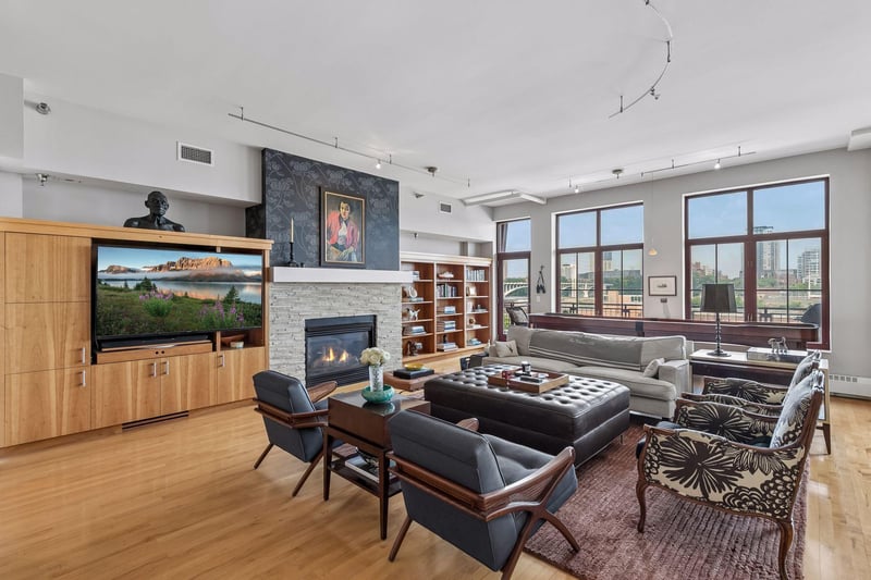 600 S 2nd St #S203, Minneapolis, MN 55401