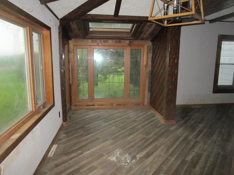 740 E Broadway, Plainview, MN 55964