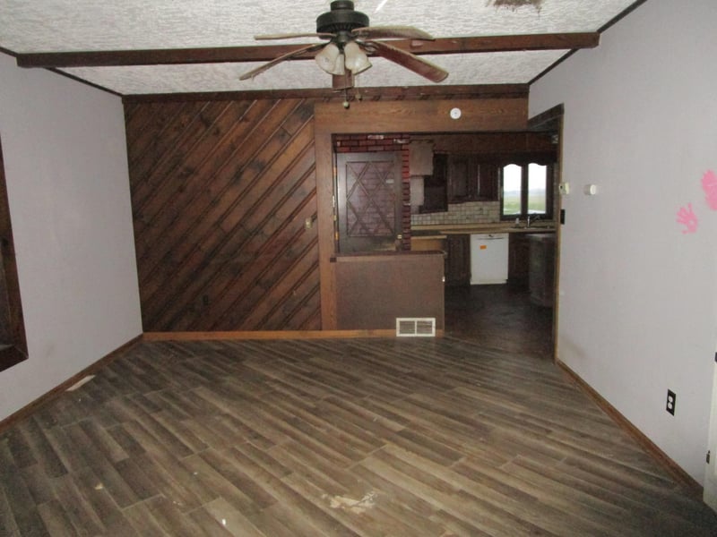 740 E Broadway, Plainview, MN 55964