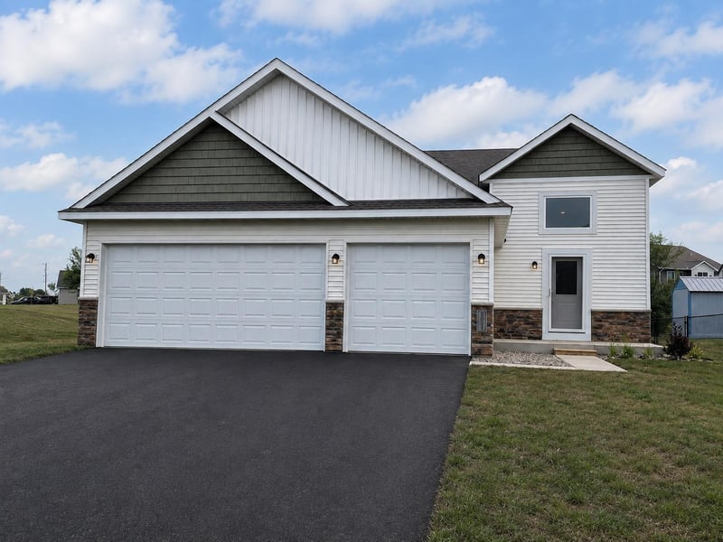 2021 Legacy Dr, Faribault, MN 55021