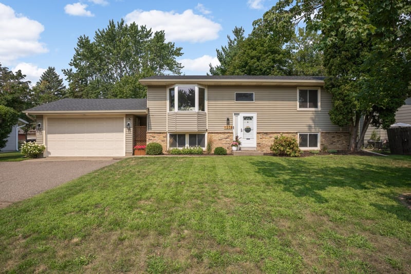 11255 Rhode Island Ave N, Champlin, MN 55316