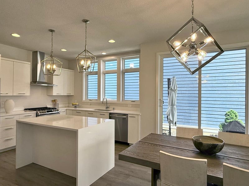 16162 Durango Trl, Lakeville, MN 55044