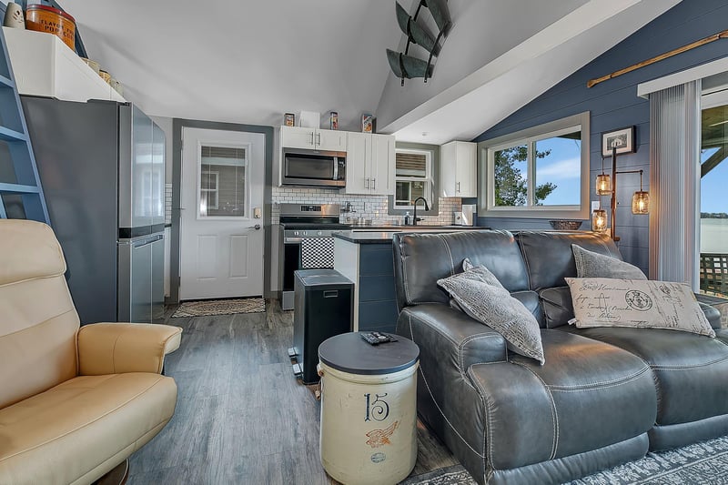19654 County Road 5 NW, New London, MN 56273