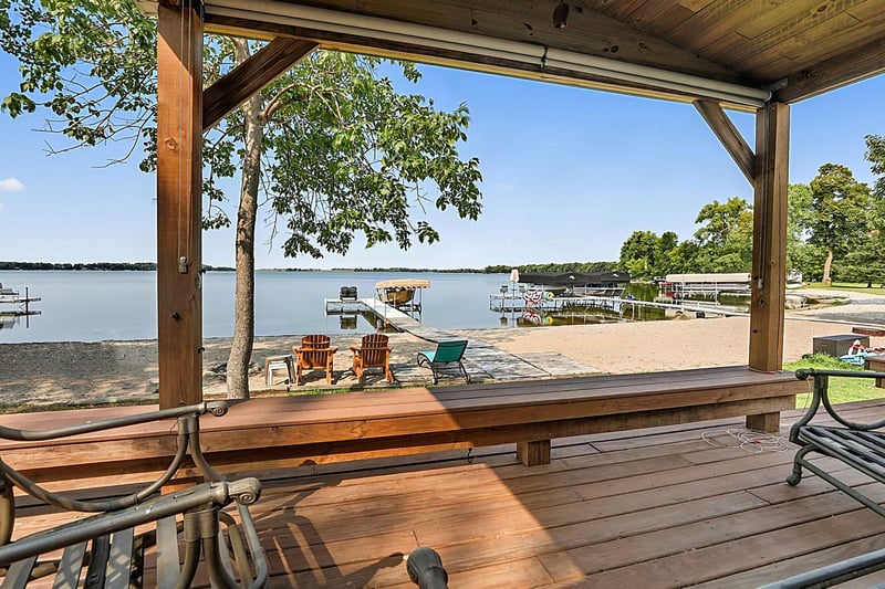 19654 County Road 5 NW, New London, MN 56273