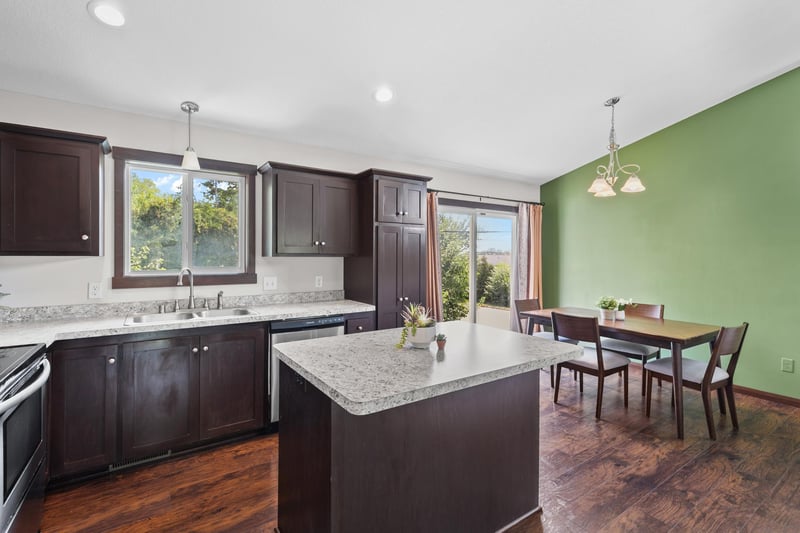 5400 Yukon Ave N, New Hope, MN 55428