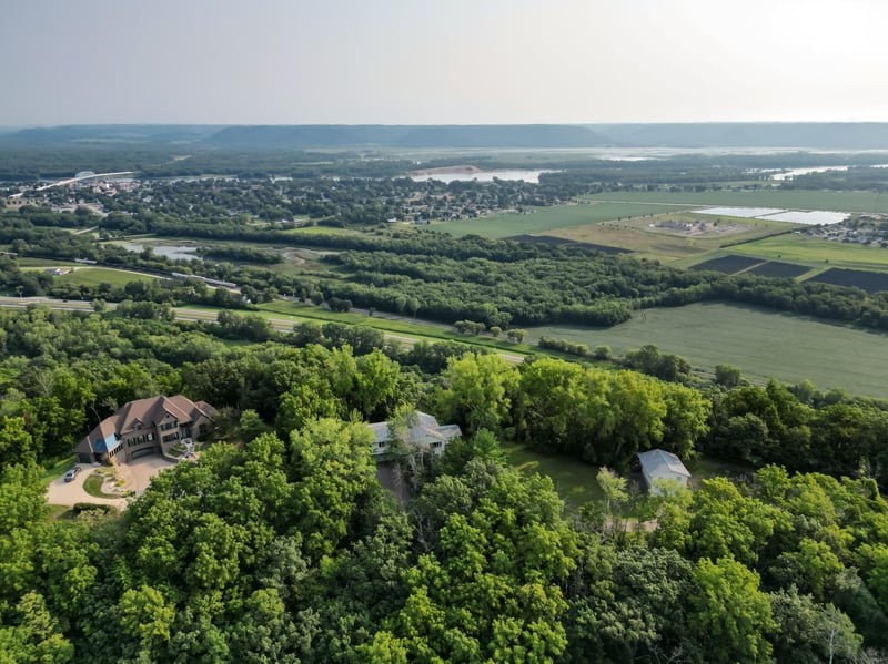 390 Skyline Dr, Wabasha, MN 55981