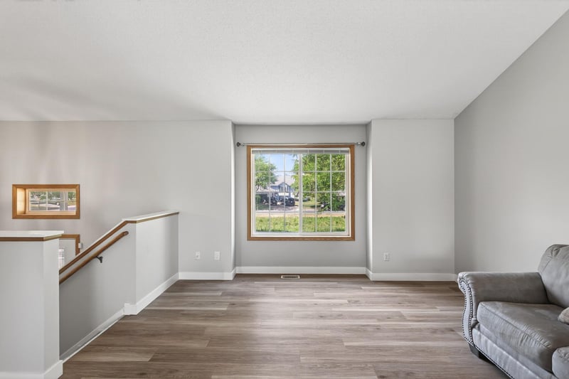 1104 Spruce St, Farmington, MN 55024