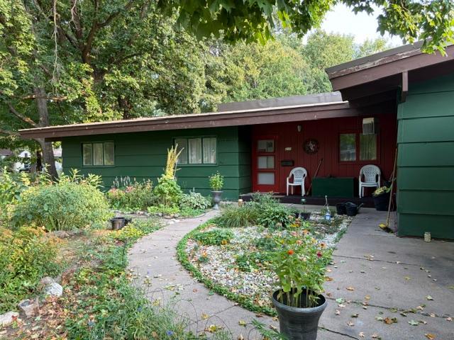 211 Dion Ave, Mora, MN 55051