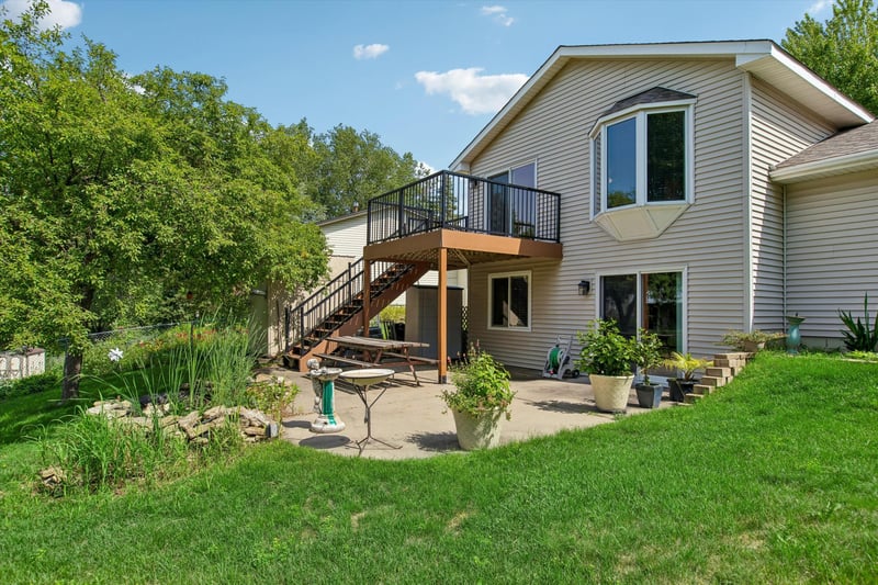 4209 Braddock Trl, Eagan, MN 55123