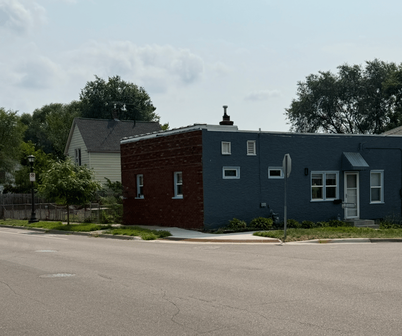 318 Front Ave, Saint Paul, MN 55117