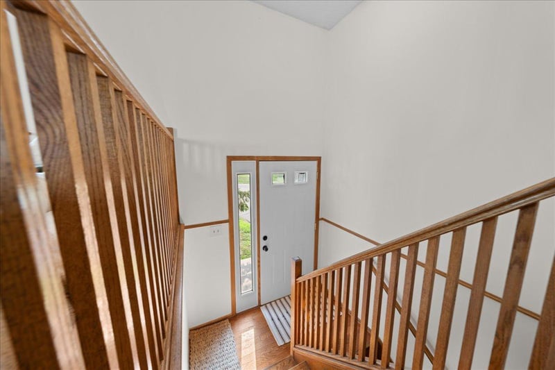 2823 Wimbledon Rg, Woodbury, MN 55125