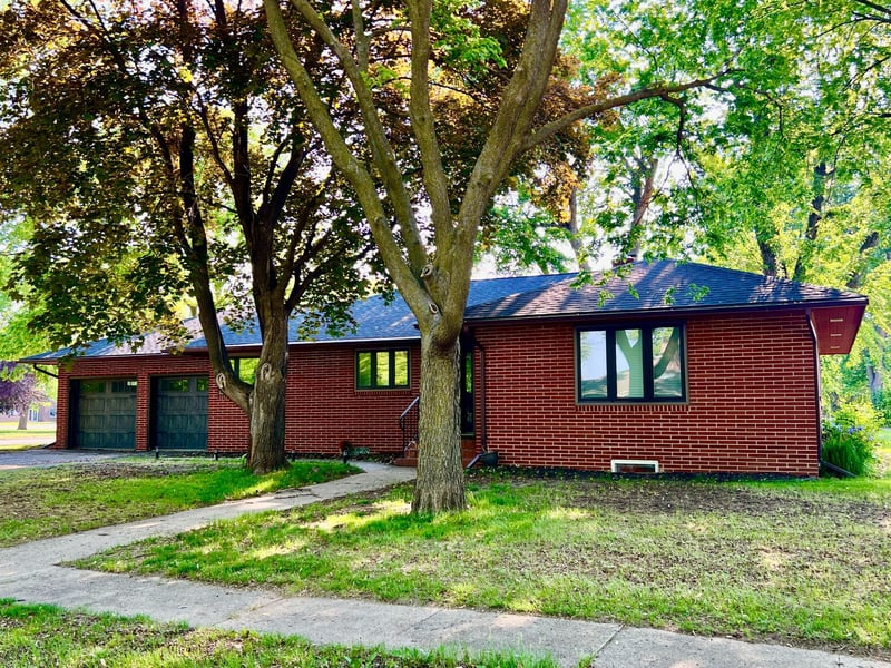 424 S Gaulke St, Appleton, MN 56208