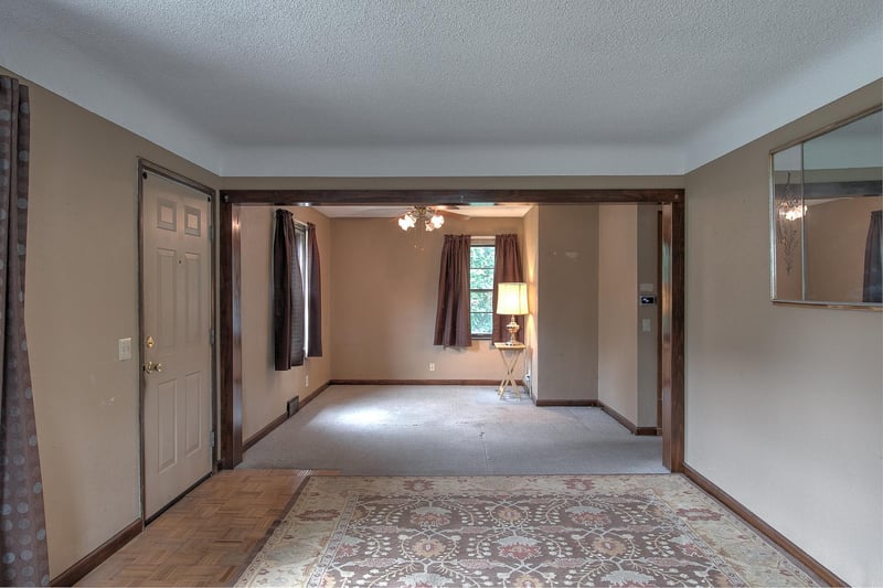 5456 Adams St, Mounds View, MN 55112