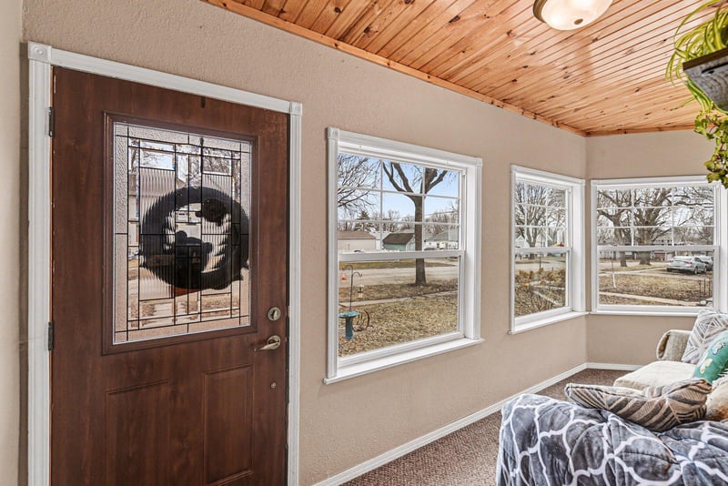 219 N Donaldson St, Luverne, MN 56156