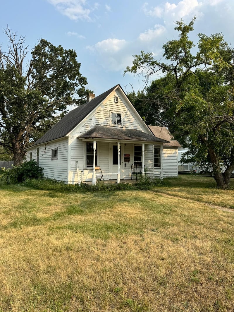 224 1st St NE, Wadena, MN 56482