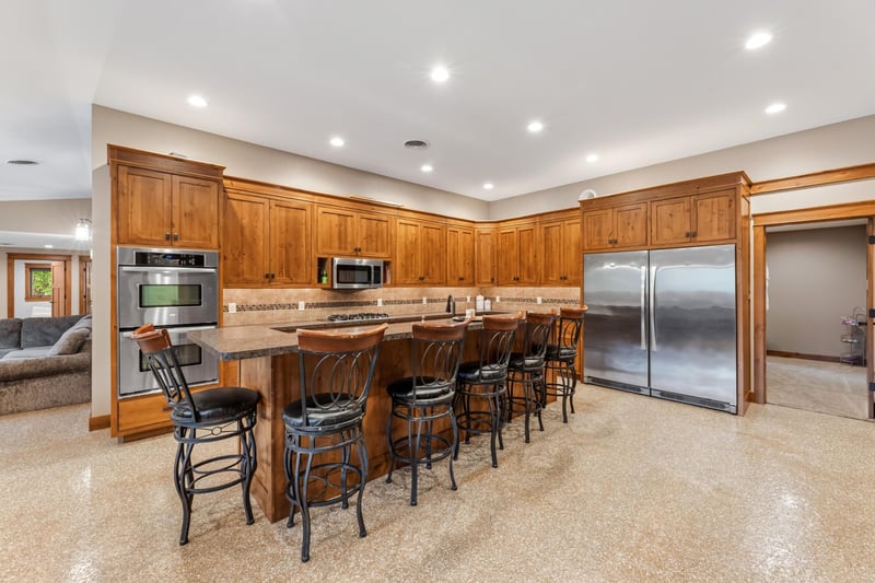 6752 State 44, Caledonia, MN 55921