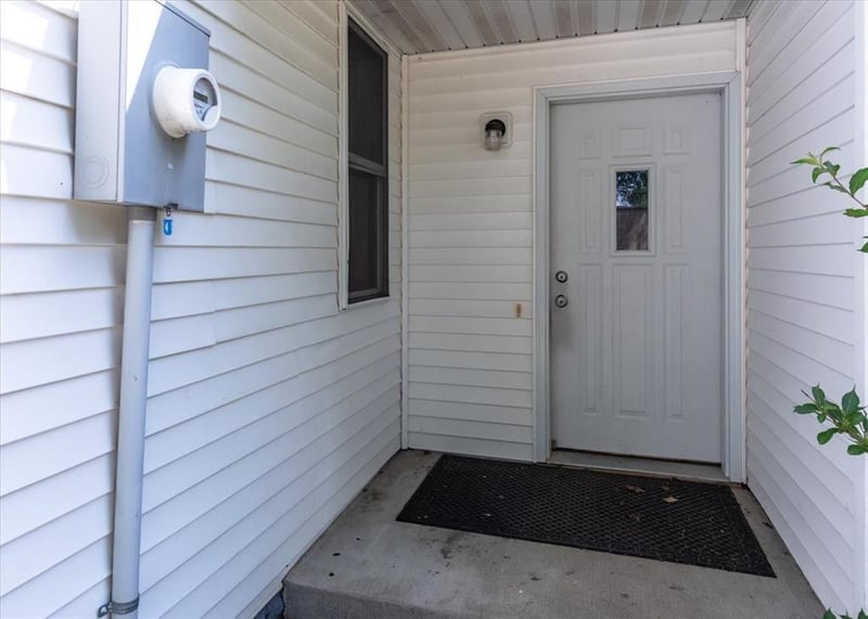 408 18th Ave E, Menomonie, WI 54751