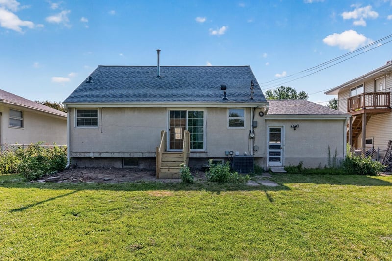3730 Lincoln St NE, Columbia Heights, MN 55421