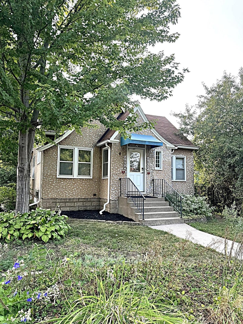 3852 Standish Ave, Minneapolis, MN 55407