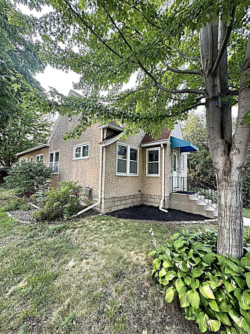 3852 Standish Ave, Minneapolis, MN 55407