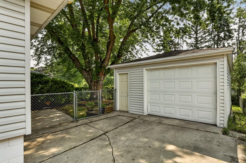 1706 34th St NW, Rochester, MN 55901
