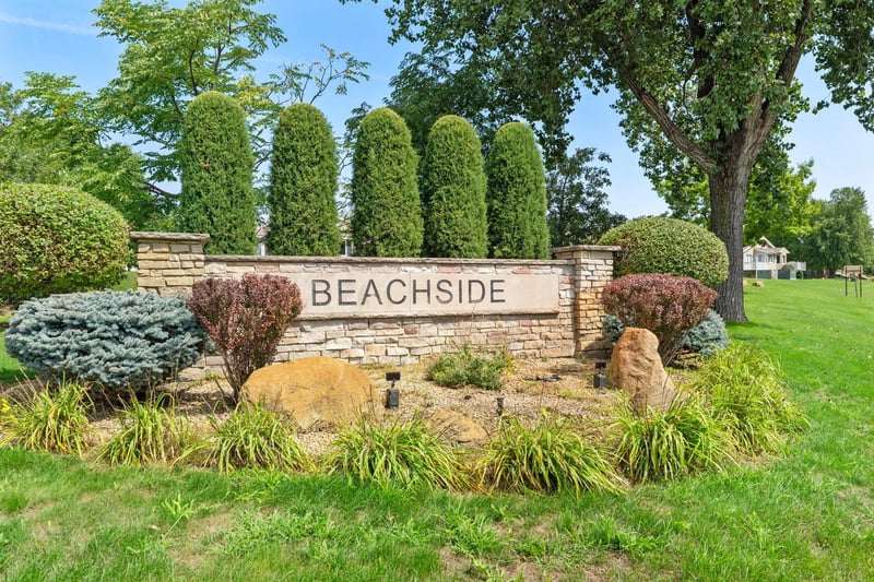 5332 Beachside Dr, Minnetonka, MN 55343