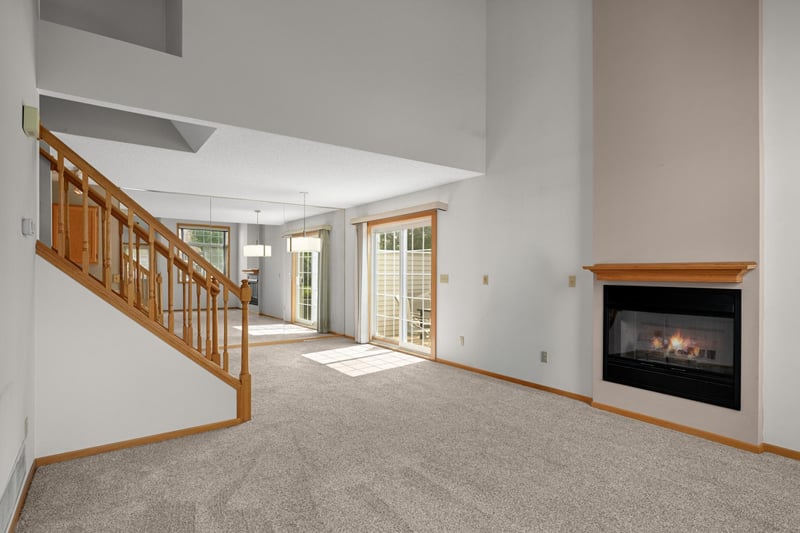 4150 Durham Ct, Eagan, MN 55122