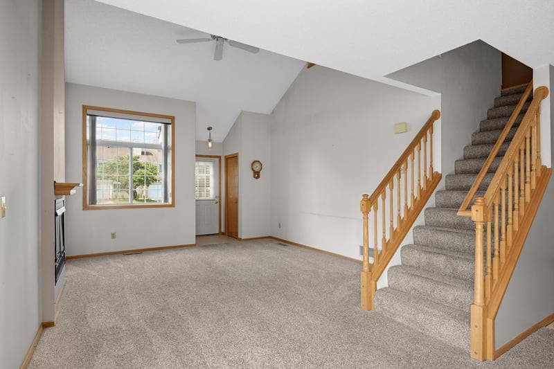 4150 Durham Ct, Eagan, MN 55122