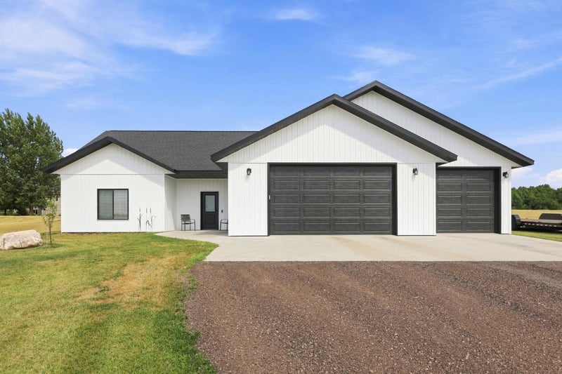 15400 Trillium Trl, Lake Park, MN 56554