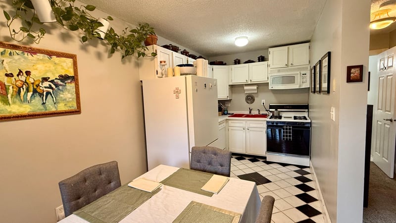 7216 72nd Ln N, Minneapolis, MN 55428