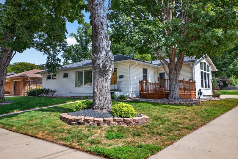 900 19th Ave NE, Rochester, MN 55906