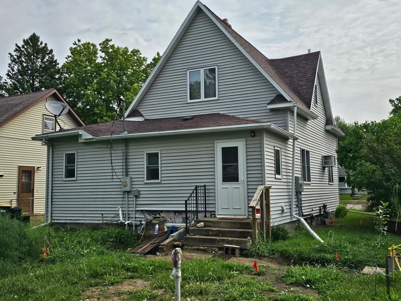 510 S Main St, Lamberton, MN 56152