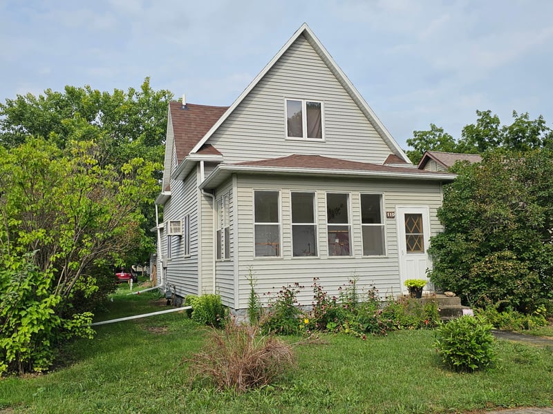 510 S Main St, Lamberton, MN 56152
