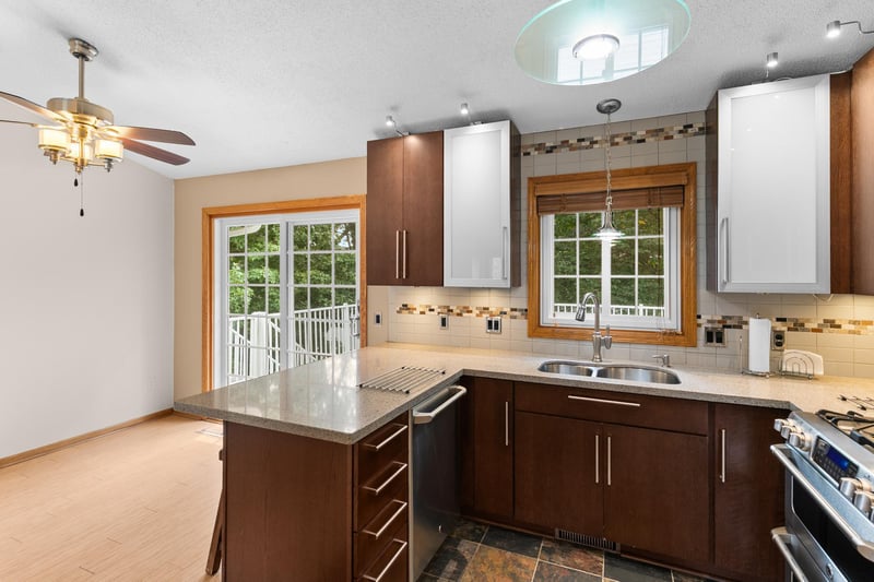 3111 Joyce Ct, Eagan, MN 55121